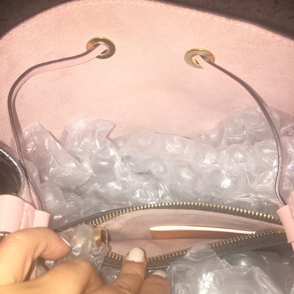 Neo Noe - Picture 5 of 6